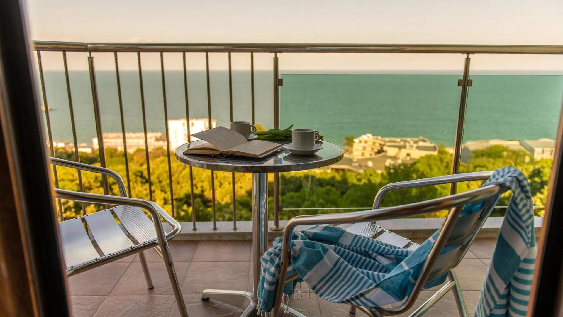 Mirabelle Hotel Golden Sands 4*,