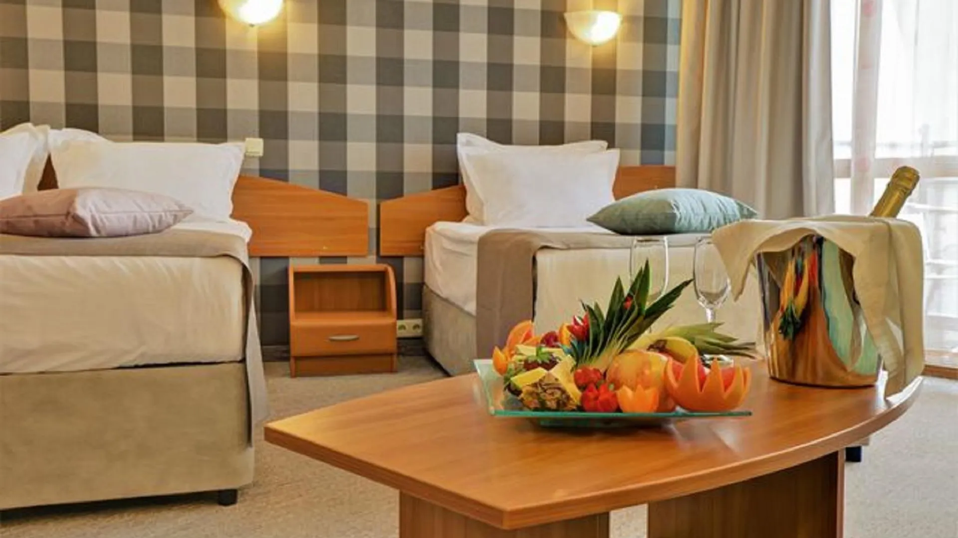 Mirabelle Hotel غولدن ساندز