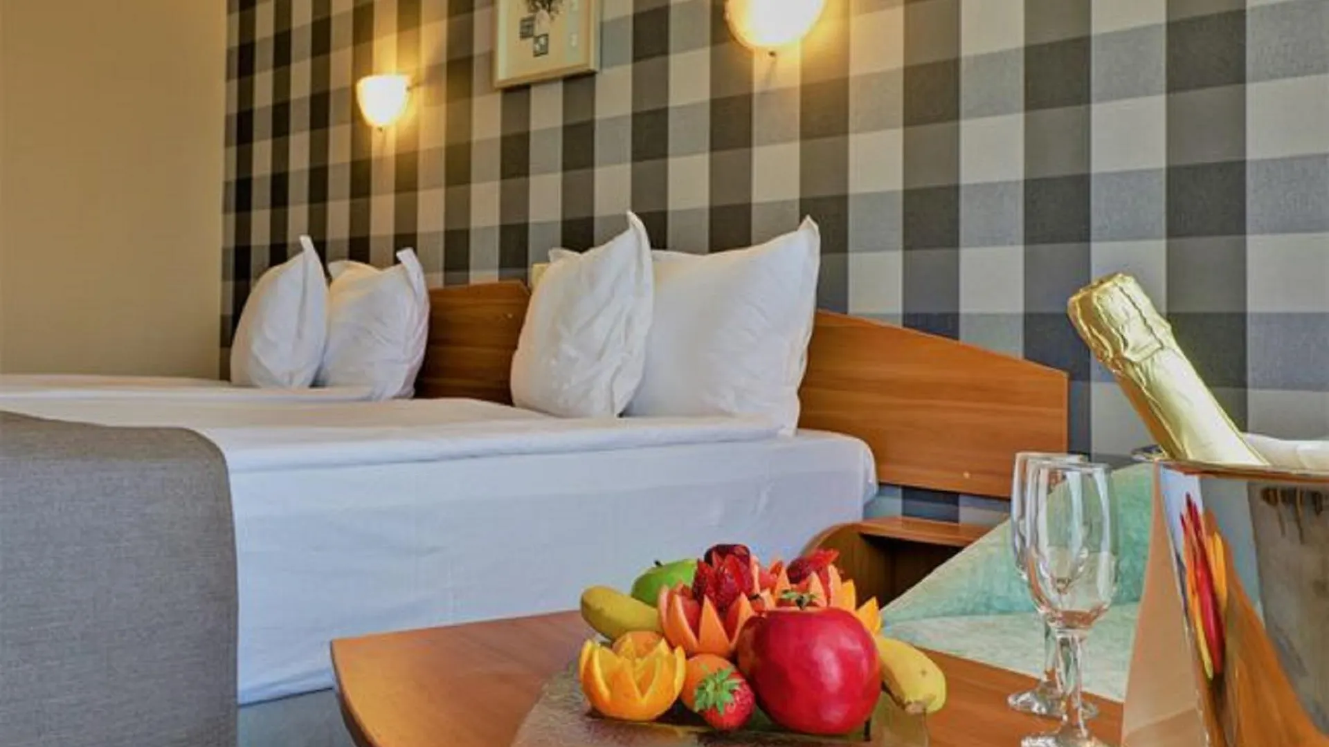 Mirabelle Hotel غولدن ساندز