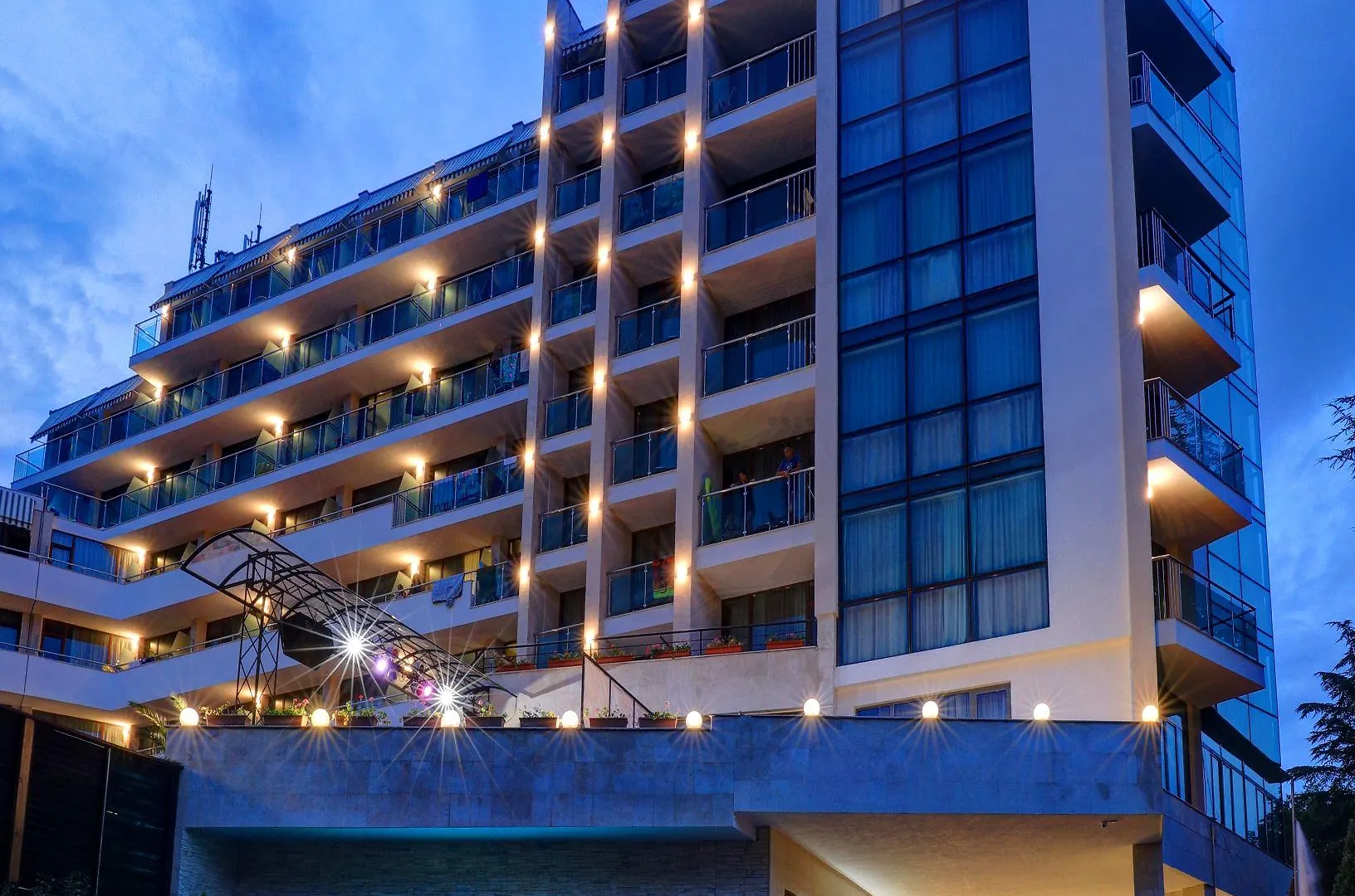 Mirabelle Hotel غولدن ساندز 4*,