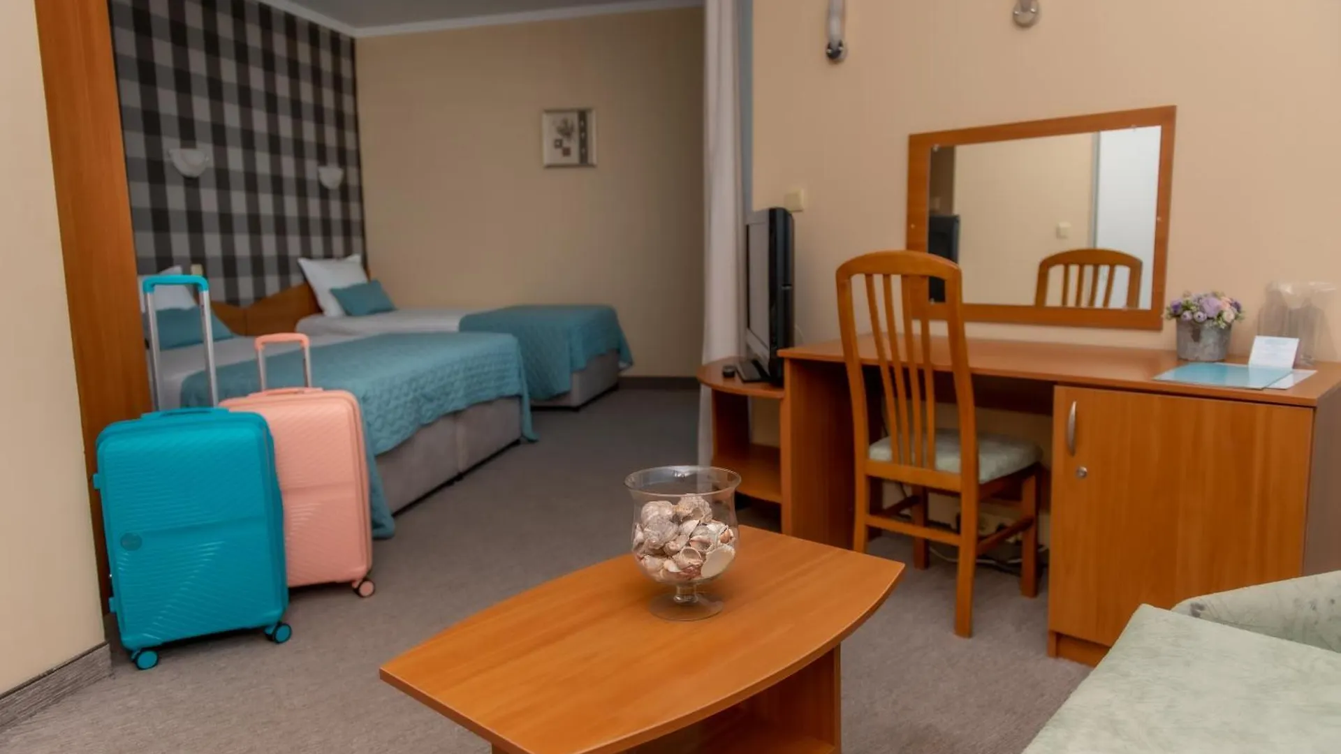 Mirabelle Hotel غولدن ساندز