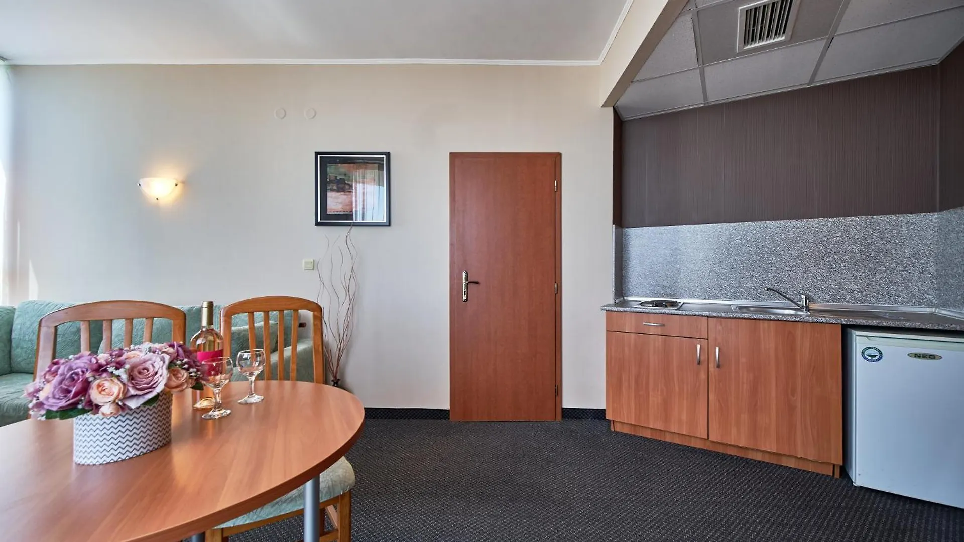 Mirabelle Hotel Golden Sands 4*,